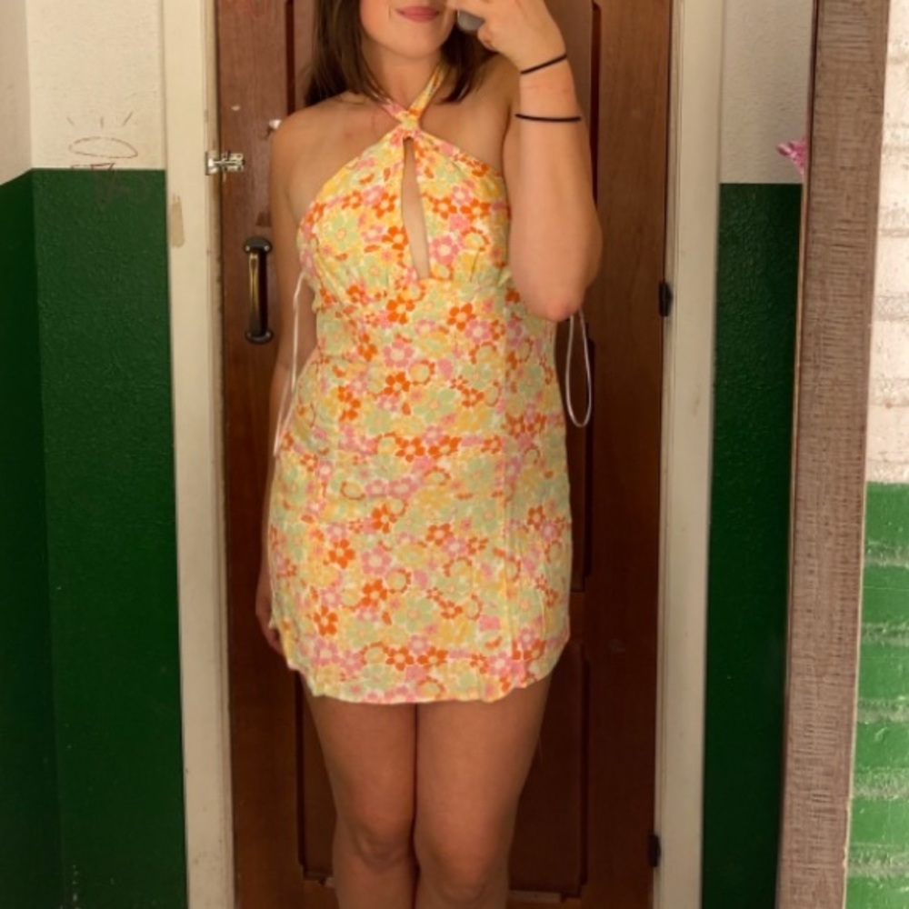 Pull & Bear Floral Mini Dress with Neck Tie Size Large Worn Once